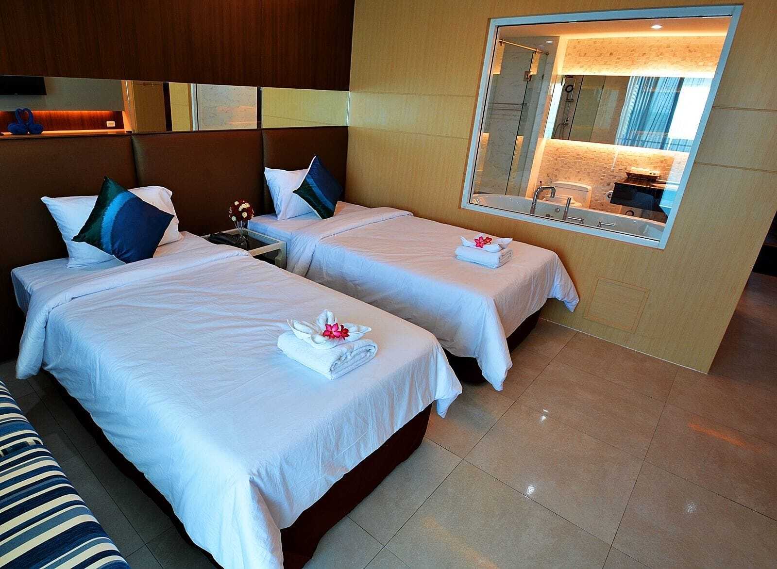 Capital O 1088 Golden Dragon Beach Resort Bang Lamung Exteriér fotografie